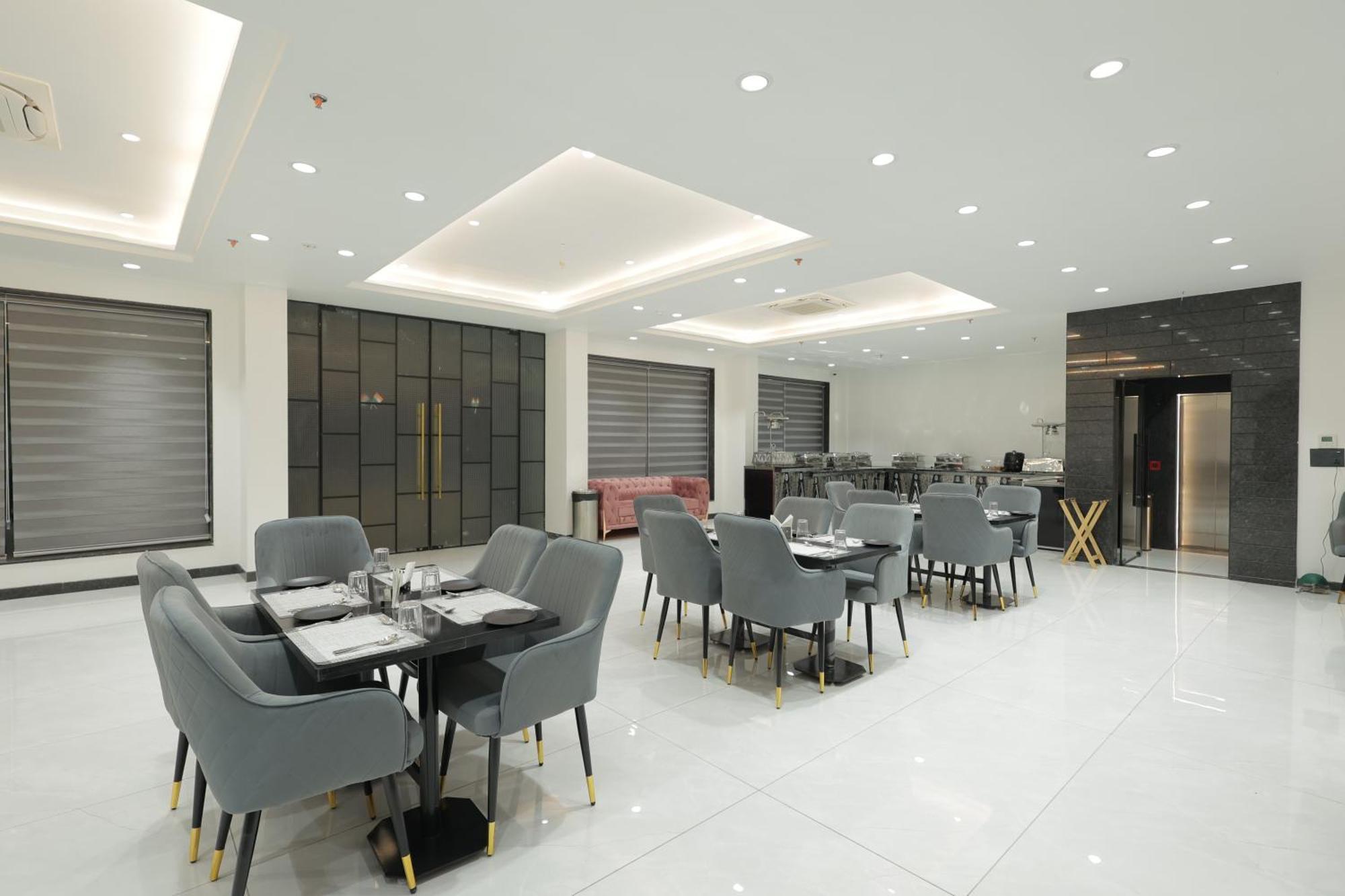 Snj Taj Grand Hotell Agra  Eksteriør bilde
